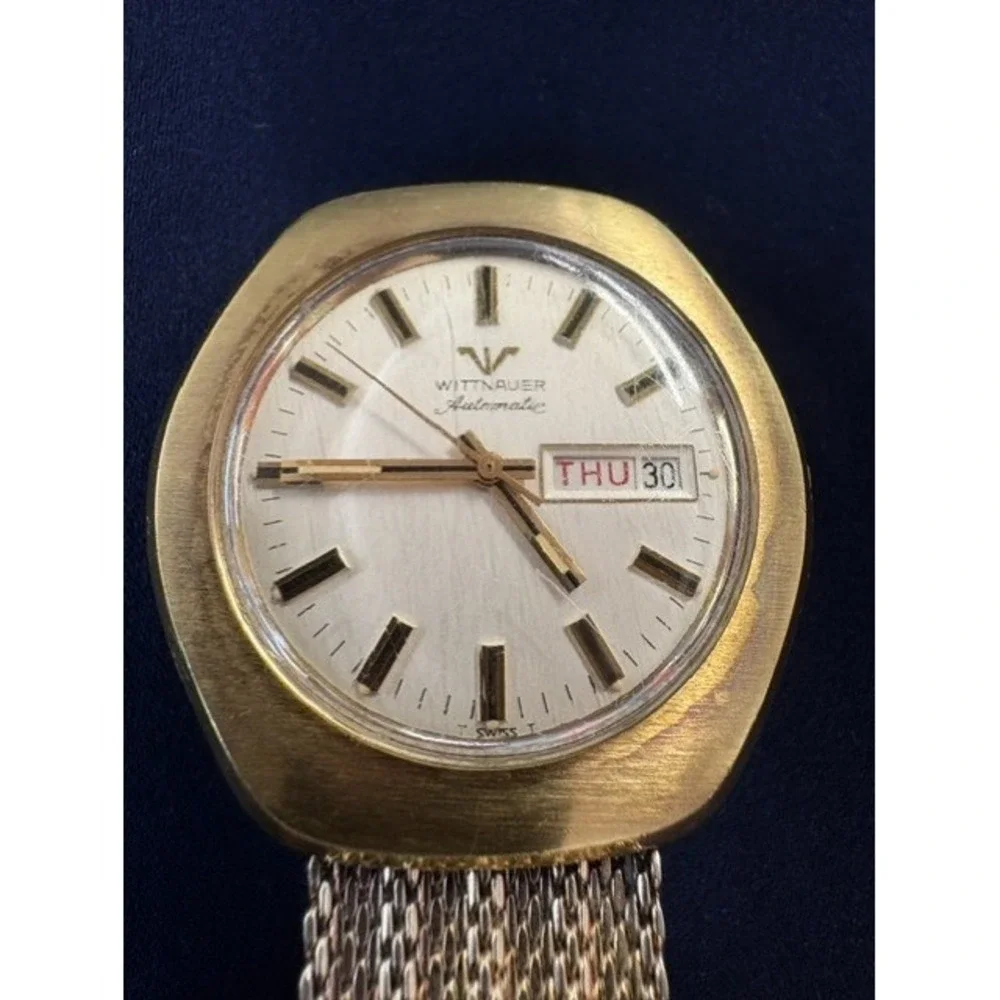 Vintage Wittnauer Automatic Gold Tone Mesh Bracelet Day Date Watch